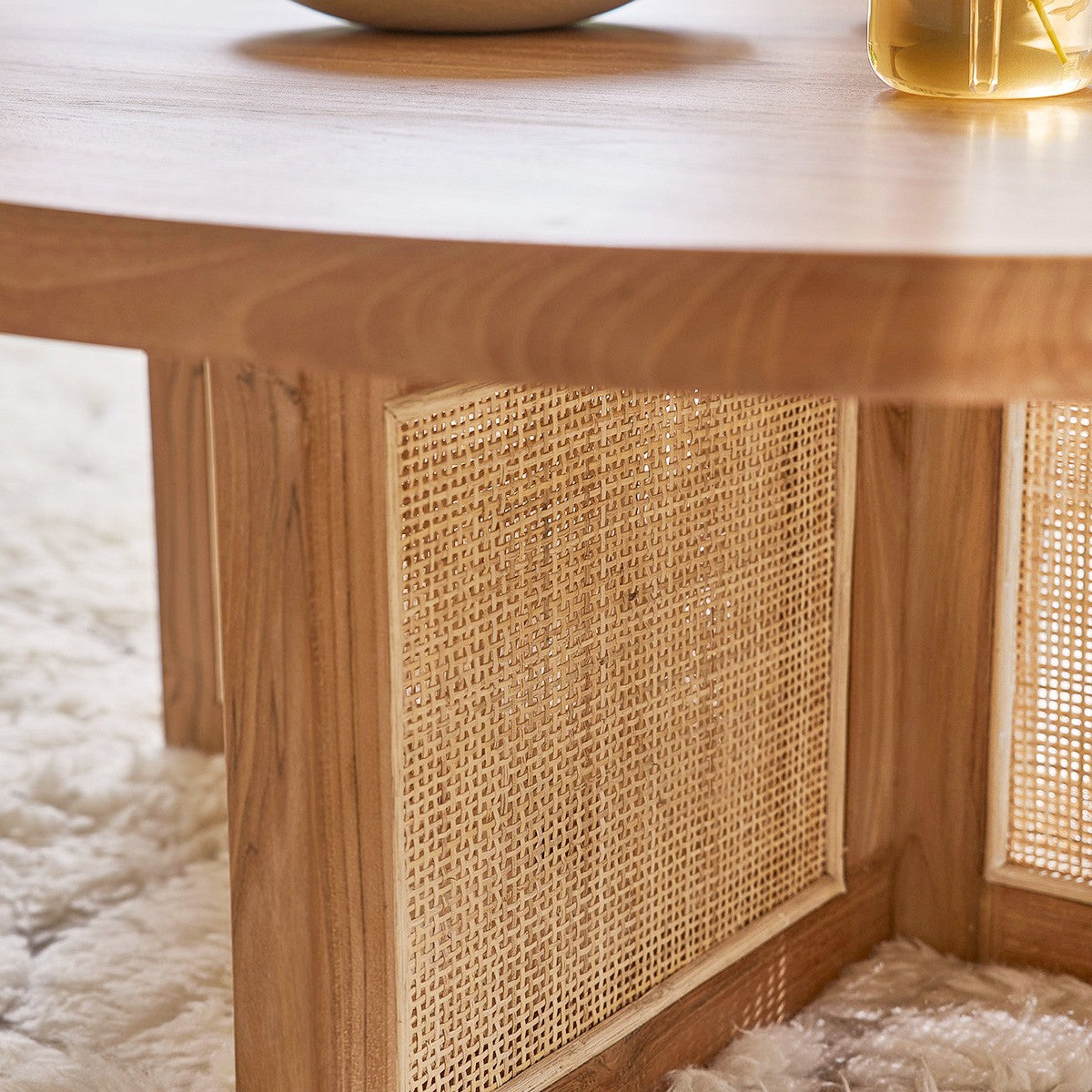 Table Basse Ronde Japandi en Teck