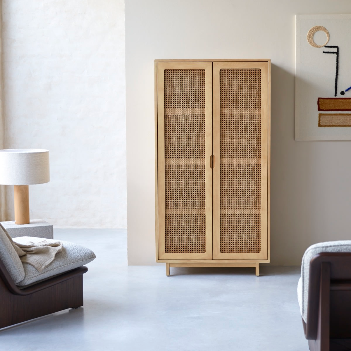 Armoire de Rangement Japandi en Orme Massif et Cannage – Luis
