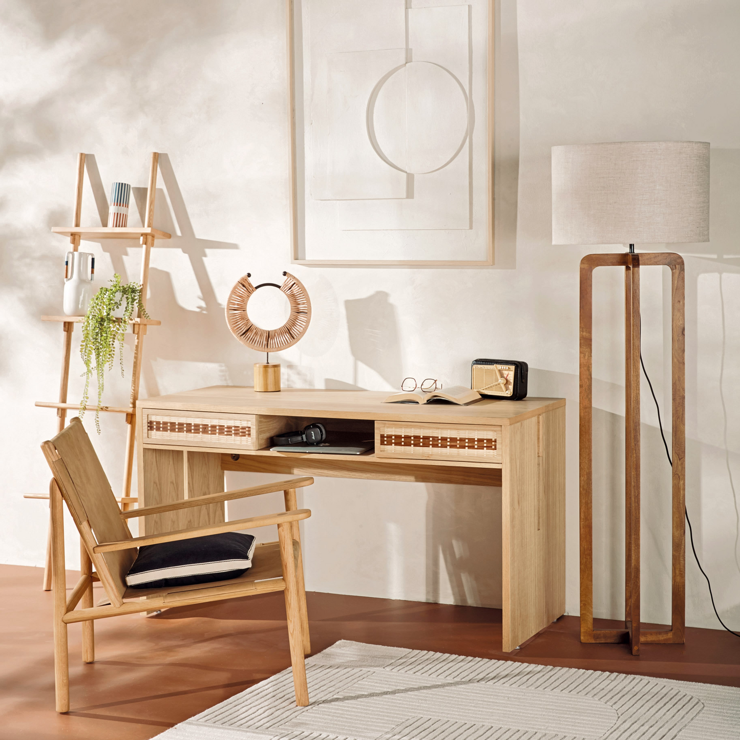 Bureau Japandi 2 tiroirs 1 niche en bambou tressé – Varuna