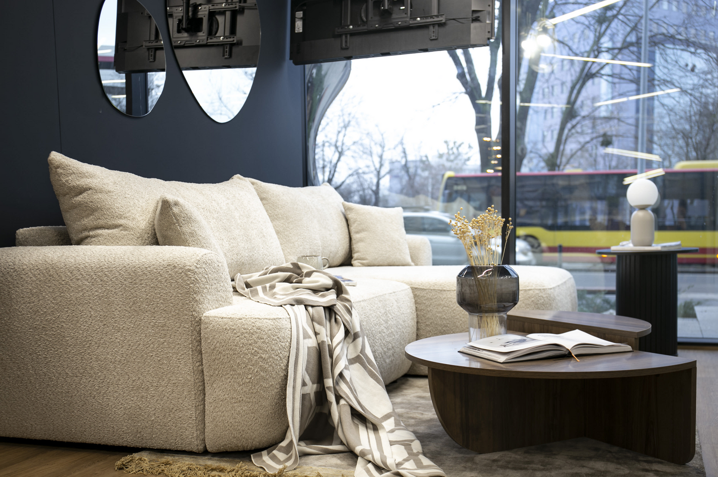 Canapé d'angle convertible Japandi 3 places en bouclette beige - OVO