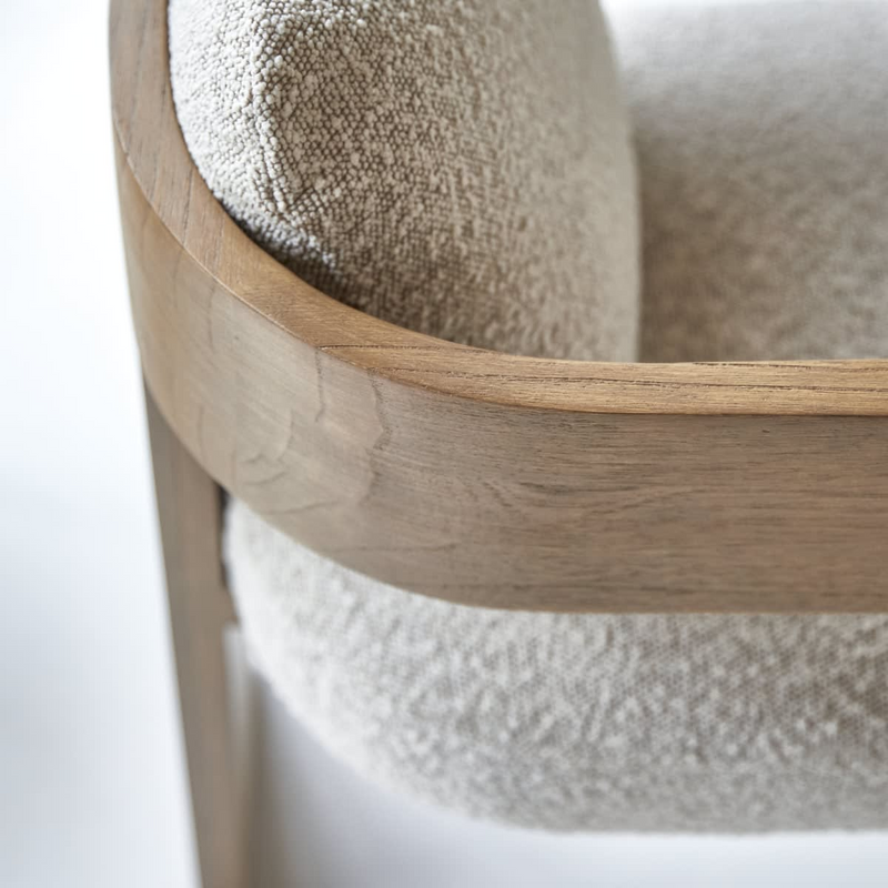 Chaise Japandi en mindi massif et tissu écru – Boti