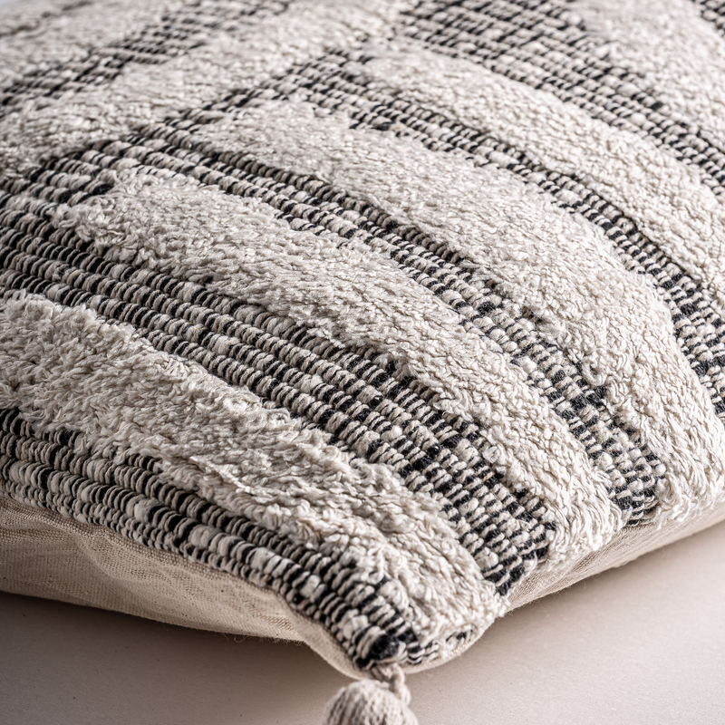 Coussin Japandi en coton blanc 45x45x10 cm – Nom du Produit