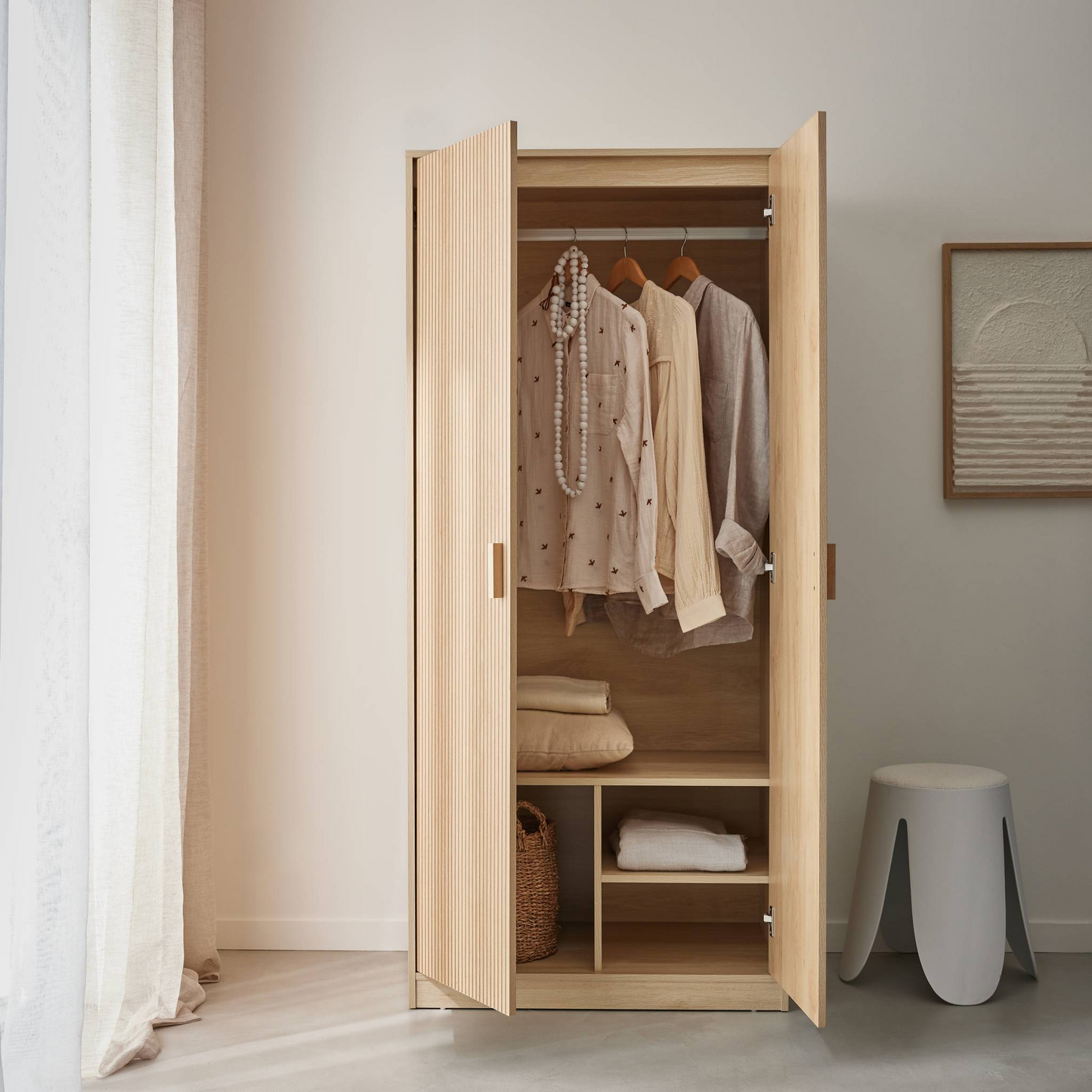 Armoire Japandi 2 portes penderie et rangements – Linear