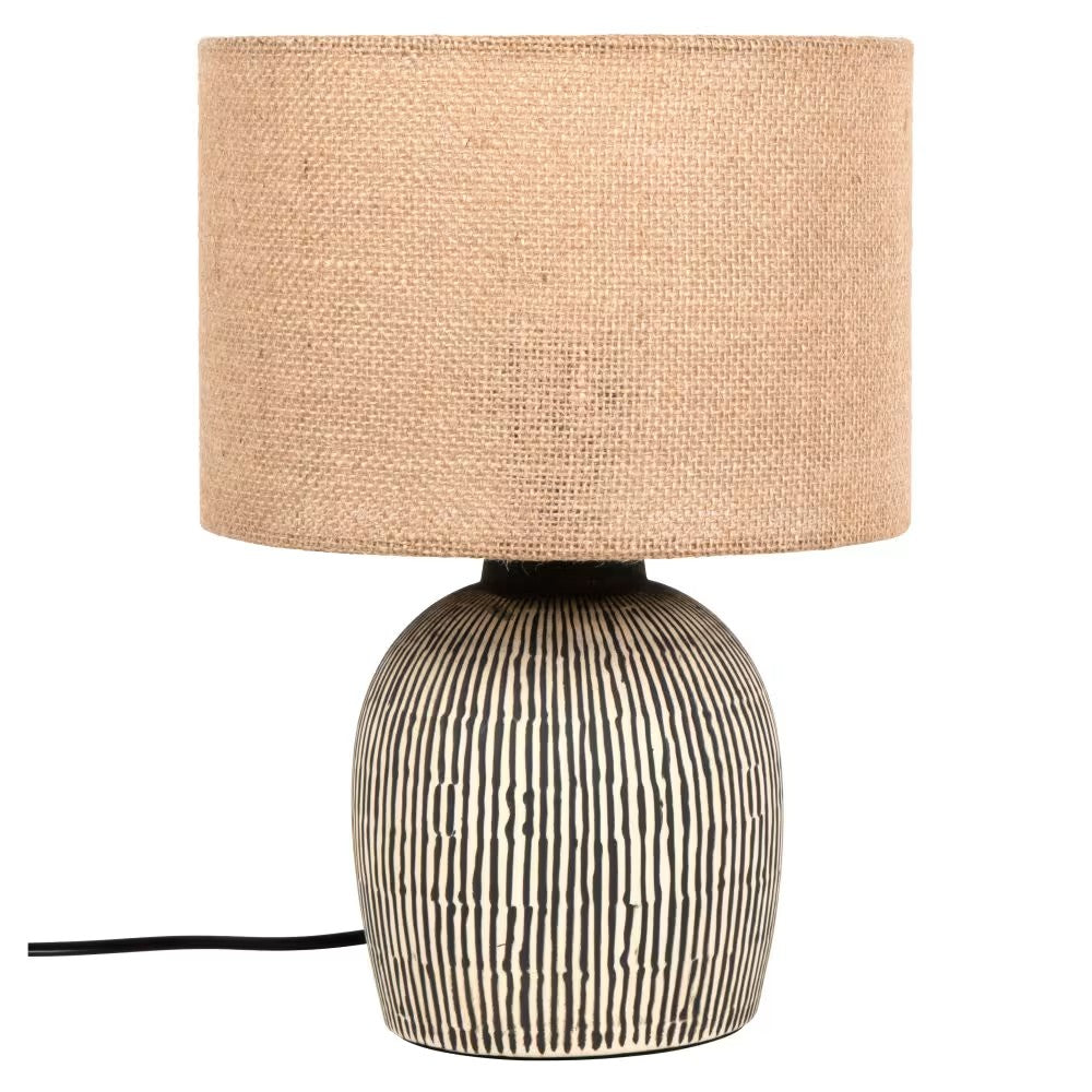 Lampe Japandi en céramique noire et crème avec abat-jour en jute – Nelsana