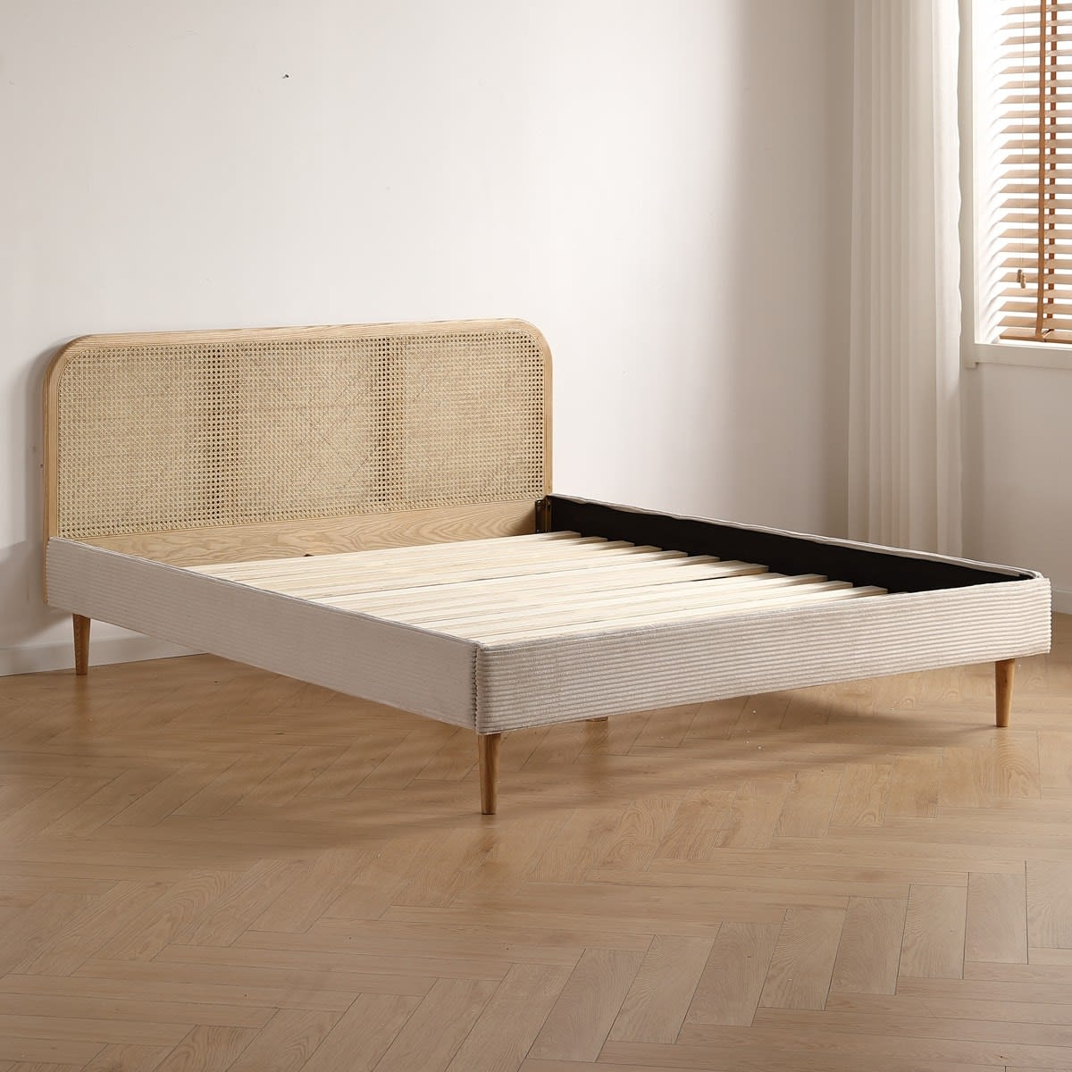 Lit Japandi 180x200 cm en velours côtelé beige tête de lit cannage – Dalia