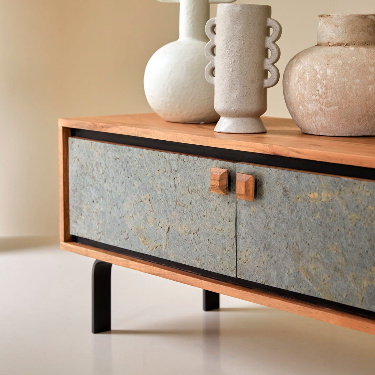 Meuble TV Japandi en acacia 160 cm – Temis