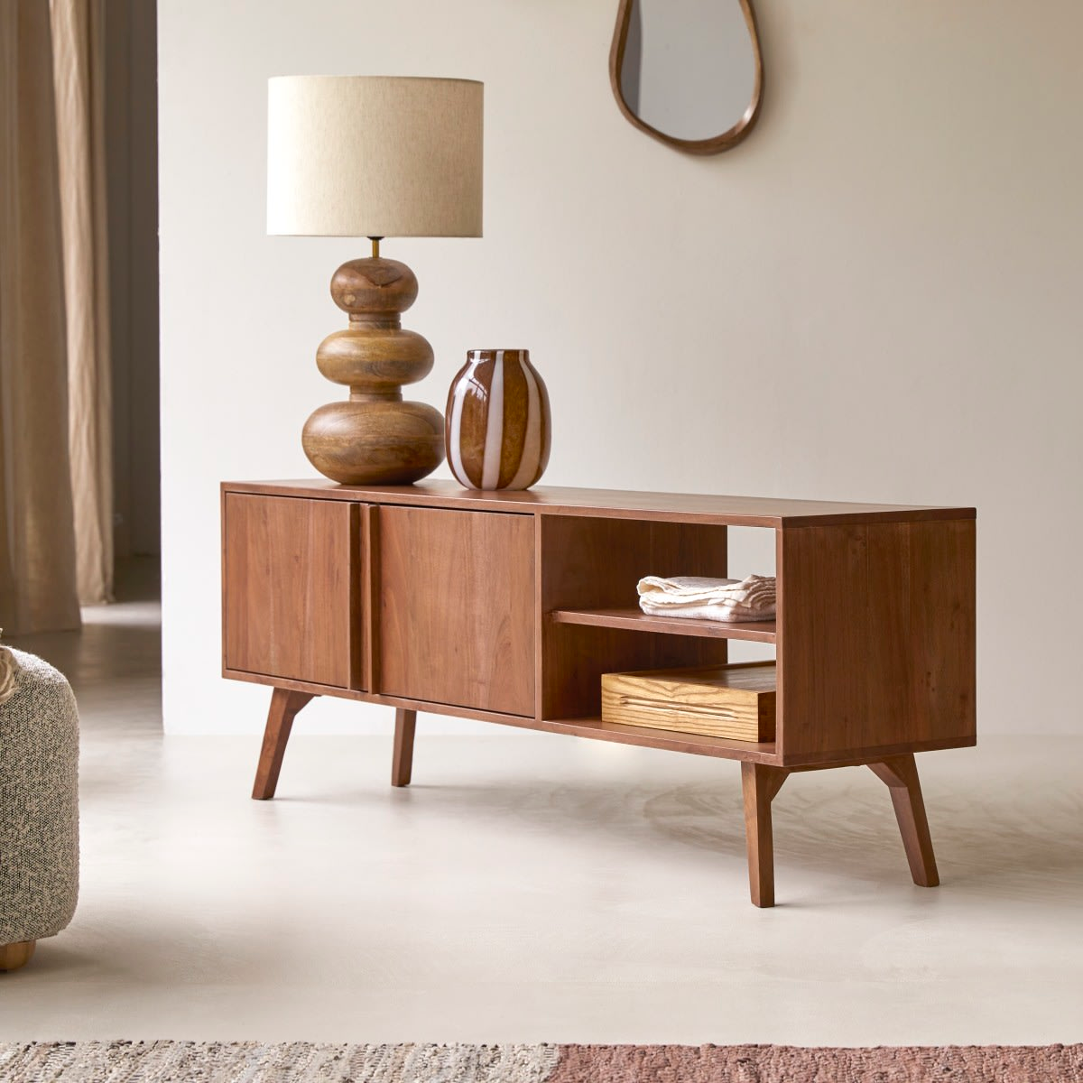 Meuble TV Japandi en acacia massif 150 cm – Niels