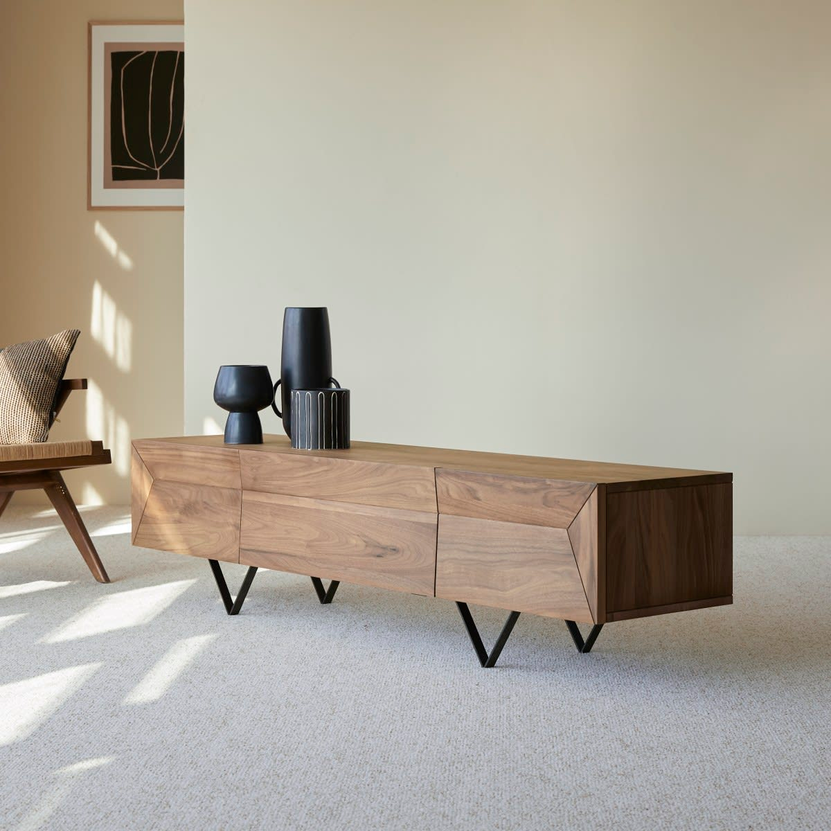 Meuble TV Japandi en noyer massif 175 cm – Metric
