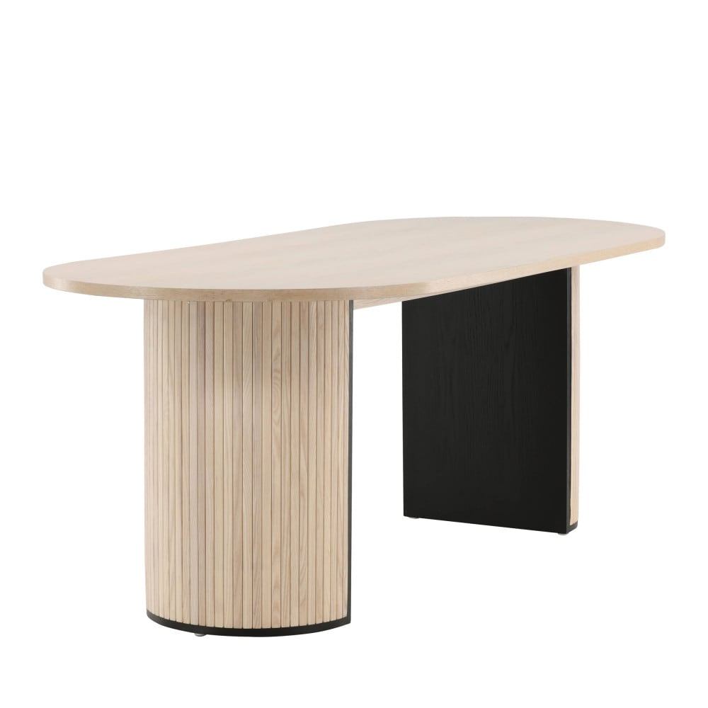 Table à Manger Japandi ovale en bois clair pour 8 personnes – Bianca
