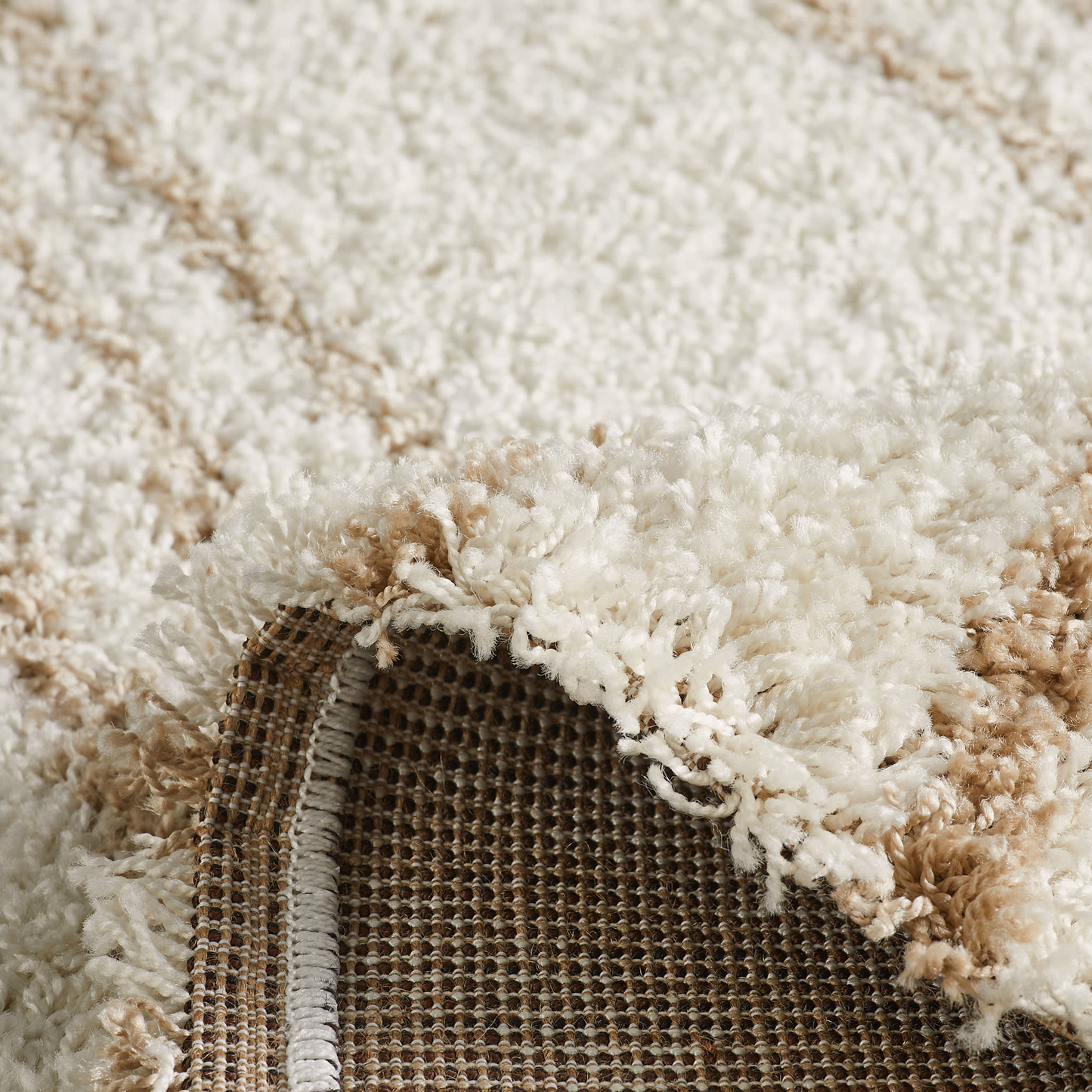 Tapis shaggy Japandi à motif graphique beige 120x160 cm – Olympe