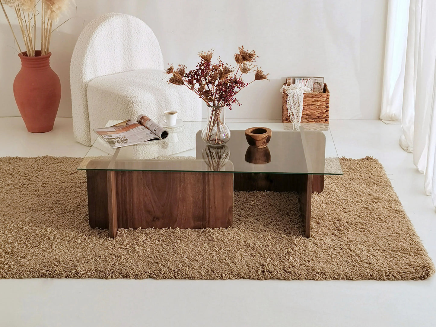 Table Basse Japandi Bois Foncé et Verre Trempé - Azra