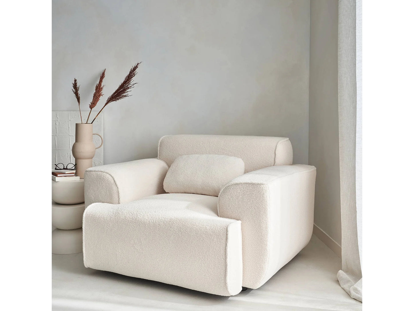 Fauteuil Japandi Bouclette Blanche Arrondi - Wallas