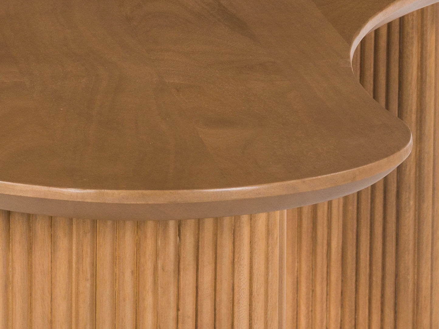Table Basse Japandi Organique avec Pieds Cannelés - Tamenia