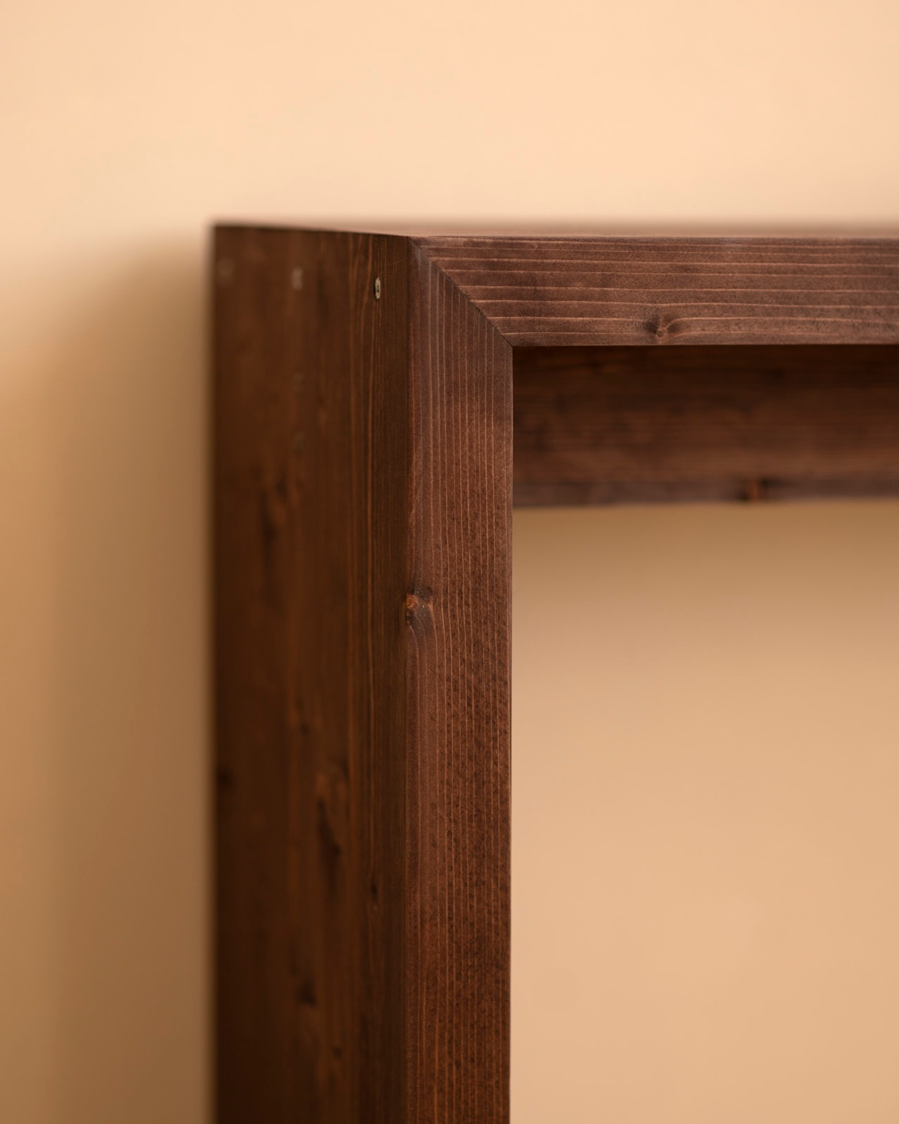 Console Japandi en bois de sapin marron 120x80 cm – Telva