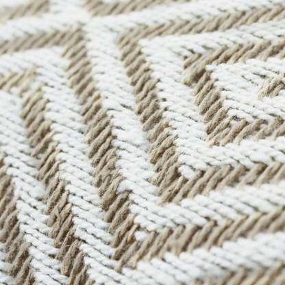 Coussin ethnique Japandi motif ikat blanc et beige 60x40 – Escapade