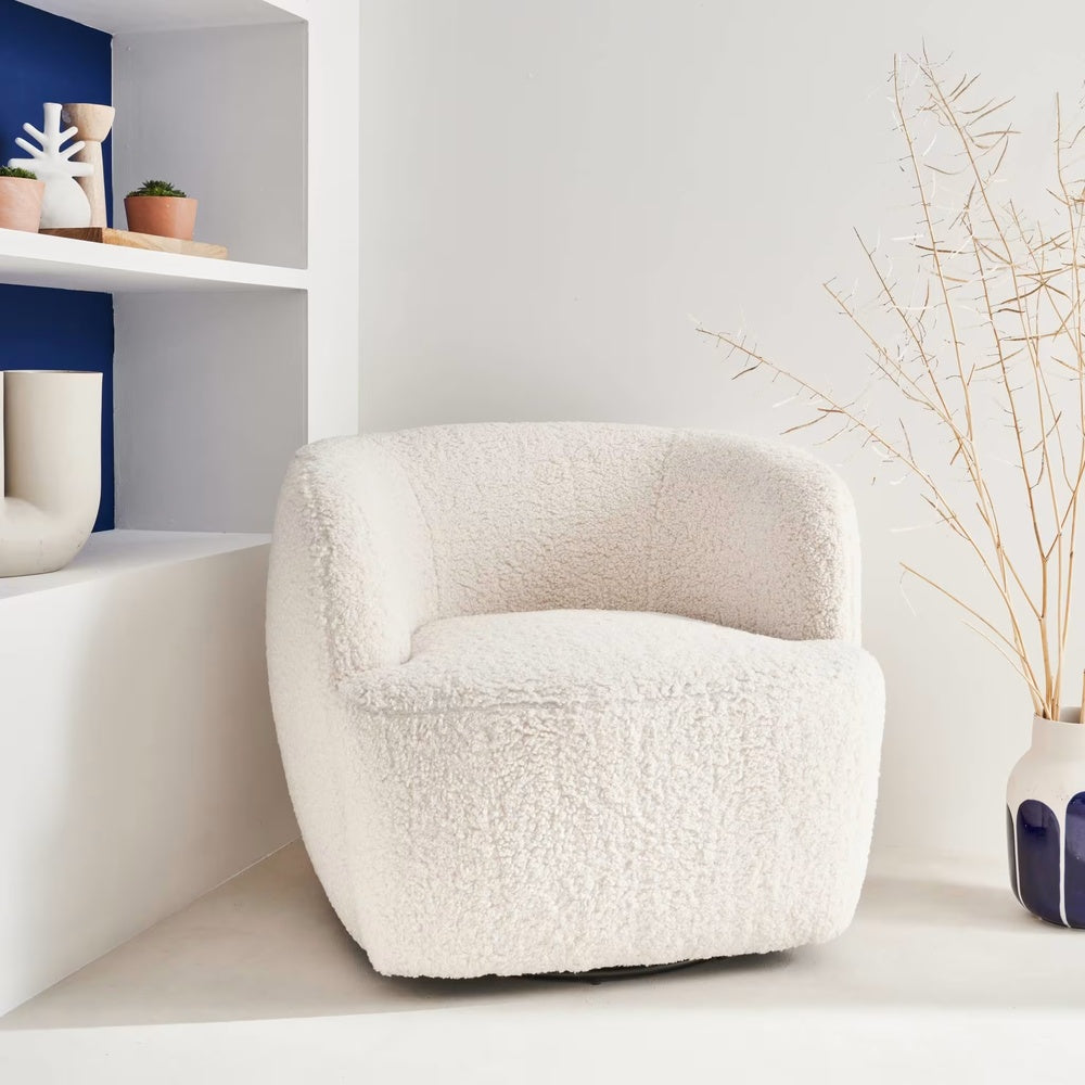 Fauteuil Japandi pivotant en bouclette crème – Laya