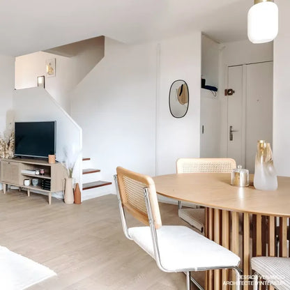 Chaises Japandi Cannage & Velours Beige – Muse
