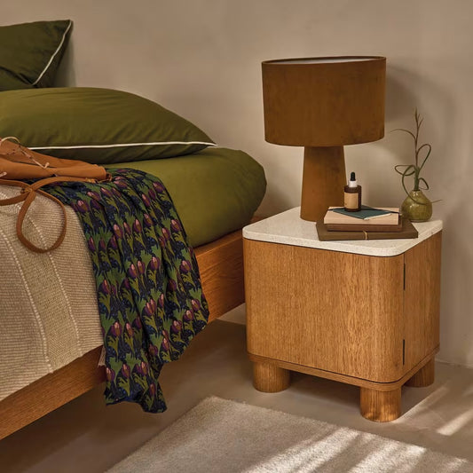 Table de Chevet Japandi avec porte et plateau terrazzo – Alegro